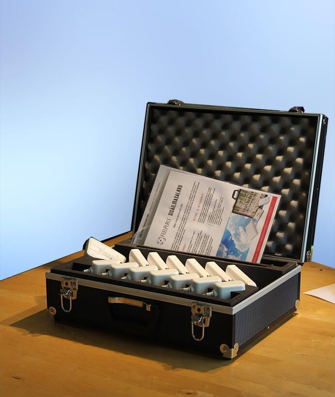 El sistema de prueba de la calidad del aire interior de IoT está empaquetado en un práctico maletín
